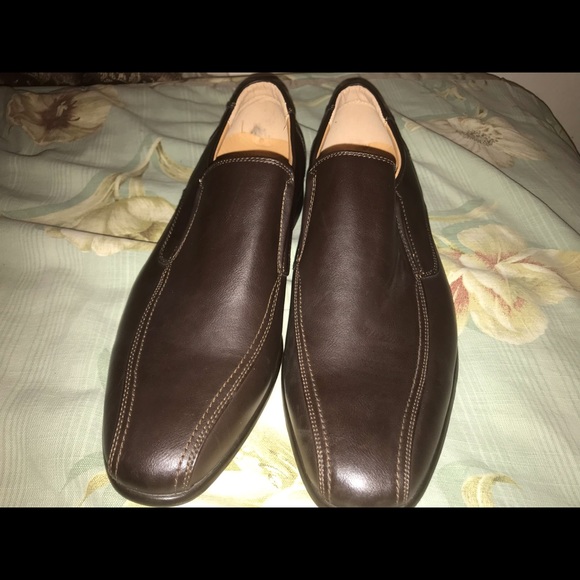 CLOWSE LOAFERS!! NEW DESIGNER!! TRENDING! - Picture 3 of 5